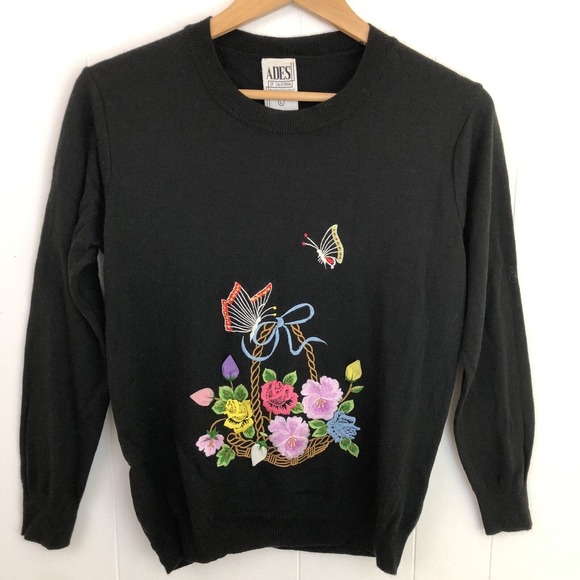 Vintage 70s Embroidered Spring Flower Basket Sweater Small by Ades of California - Picture 1 of 10